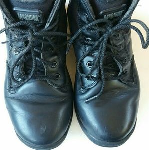 Magnum leather boots
